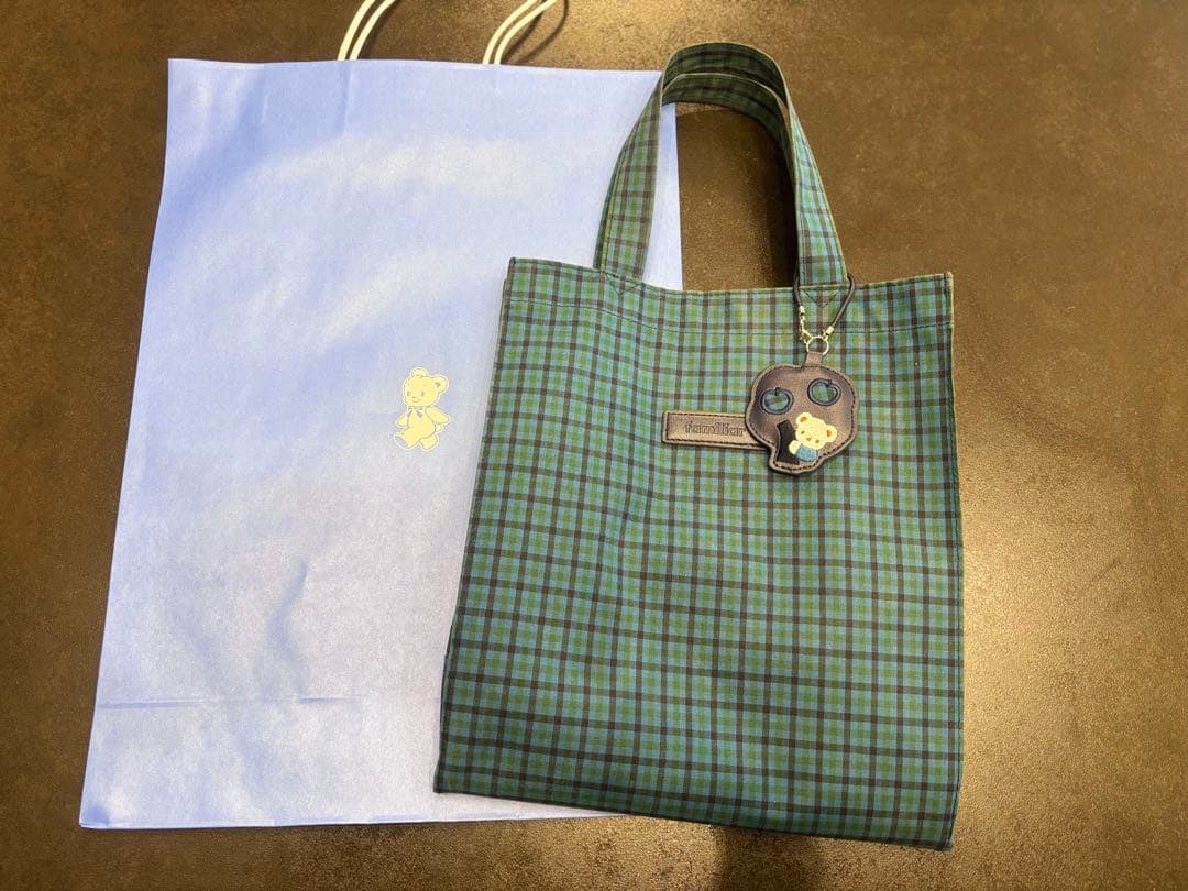 ファミリア　familiar チェック　レッスンバック