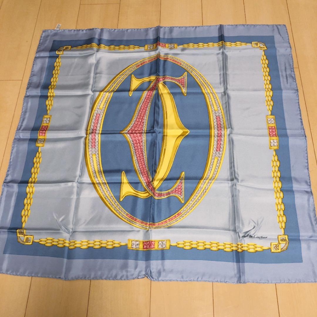 must de Cartier（マスト ドゥ カルティエ）大判スカーフ