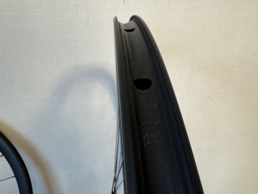 BONTRAGER AEOLUS ELITE 35 DISC チューブレス