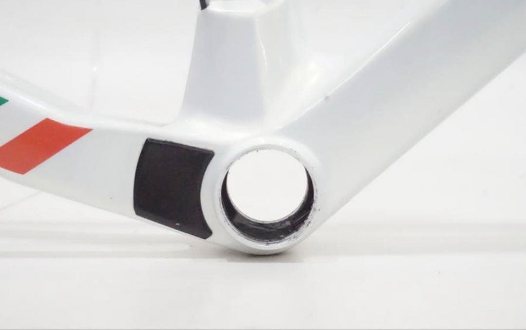 CIPOLLINI BOND 2 フレーム