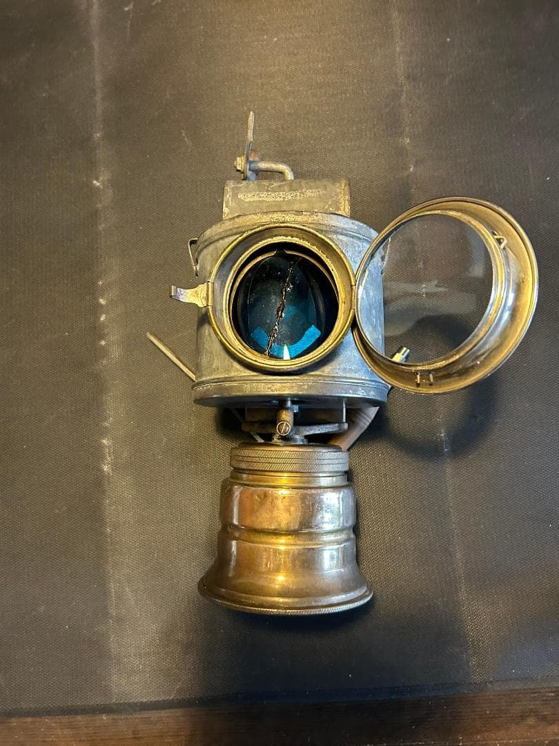 カーバイトランプ実機 磯村産業 みつびし信号燈