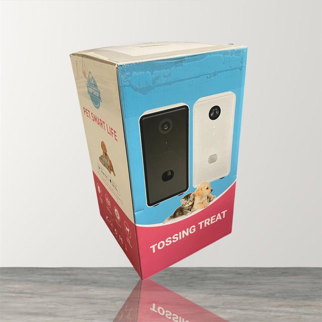 TOSSING TREAT ペットカメラ