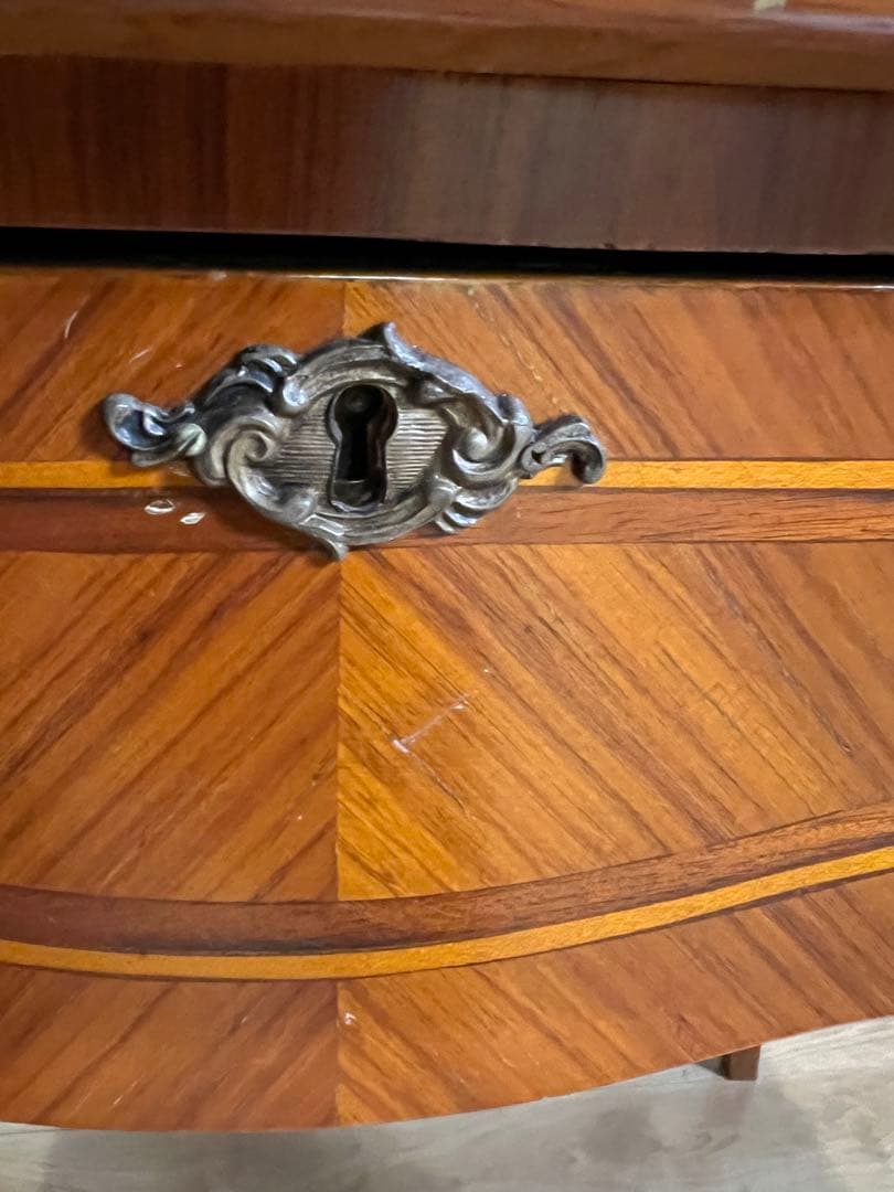 木製 テーブル　引き出しあり