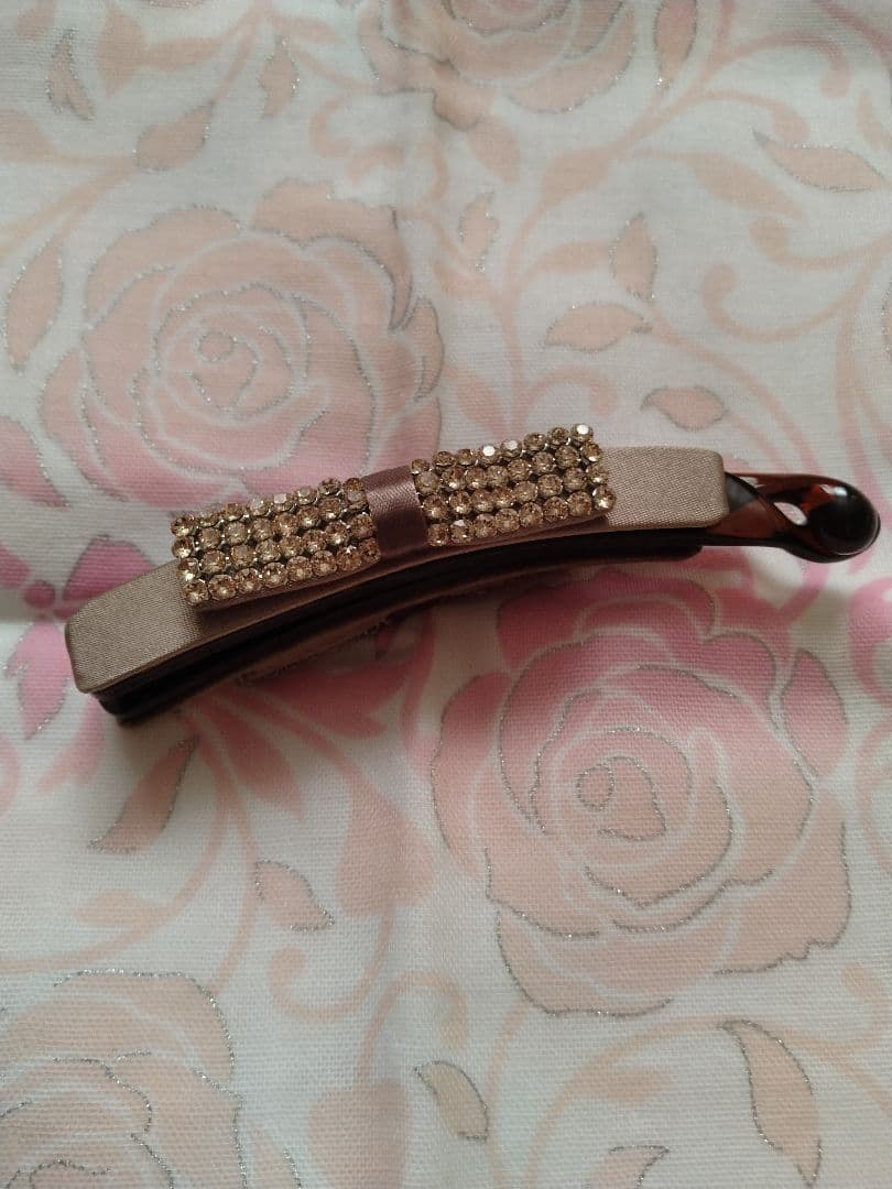 コンプレックスビズ、バナナクリップ