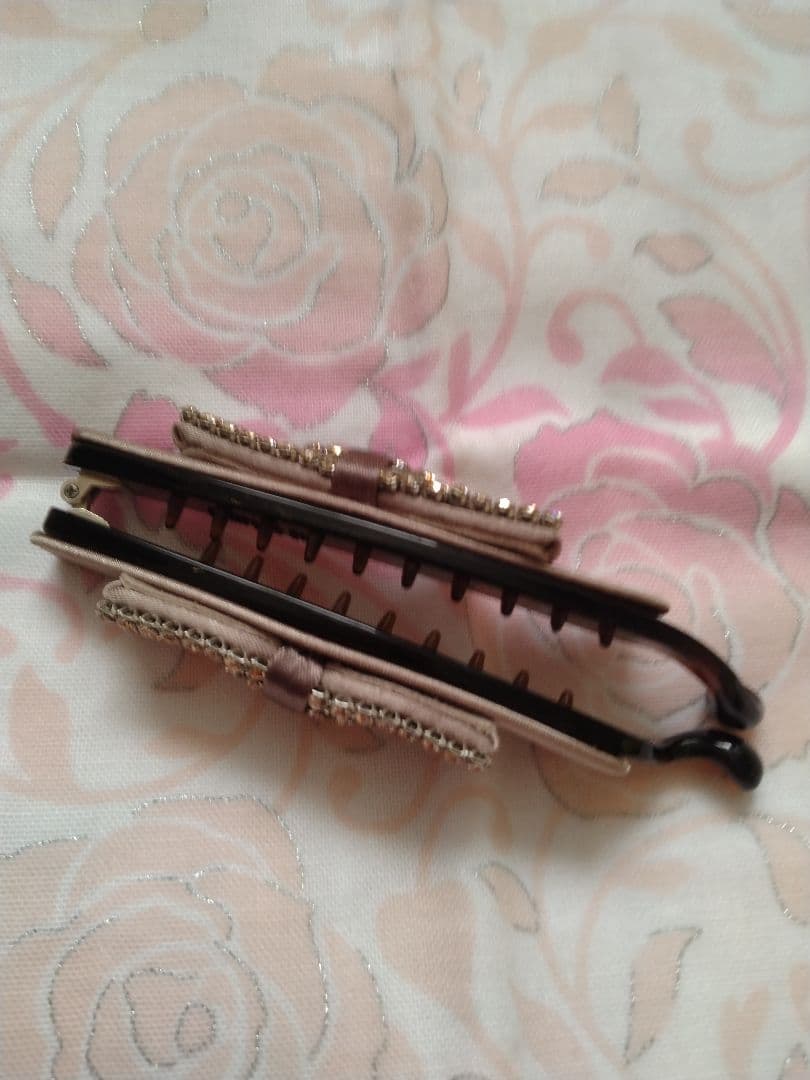 コンプレックスビズ、バナナクリップ