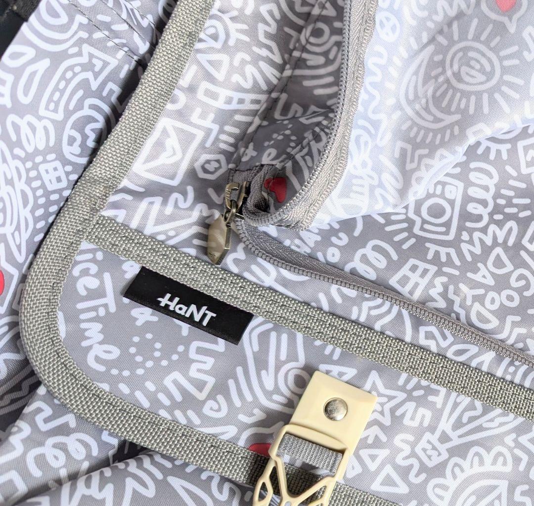 ブレーキキャスター付き　HaNT スーツケース