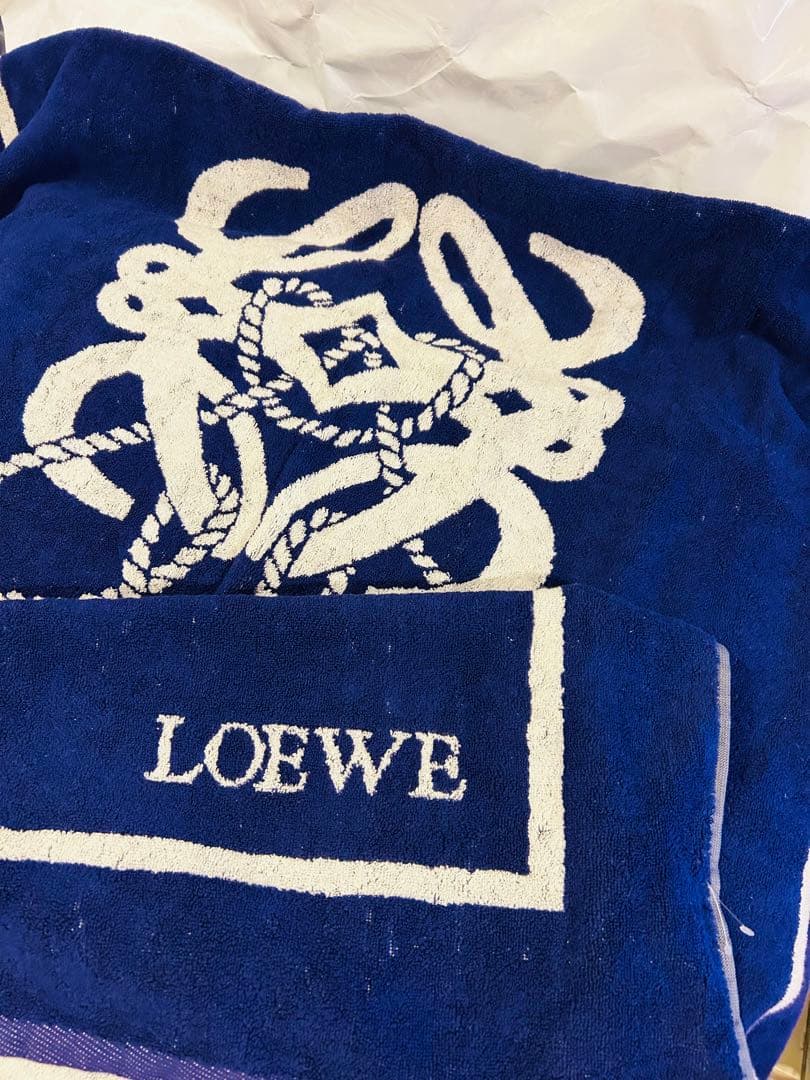 ロエベ　LOEWE アナグラム　ビーチタオル　大判　ネイビー×ホワイト　未使用