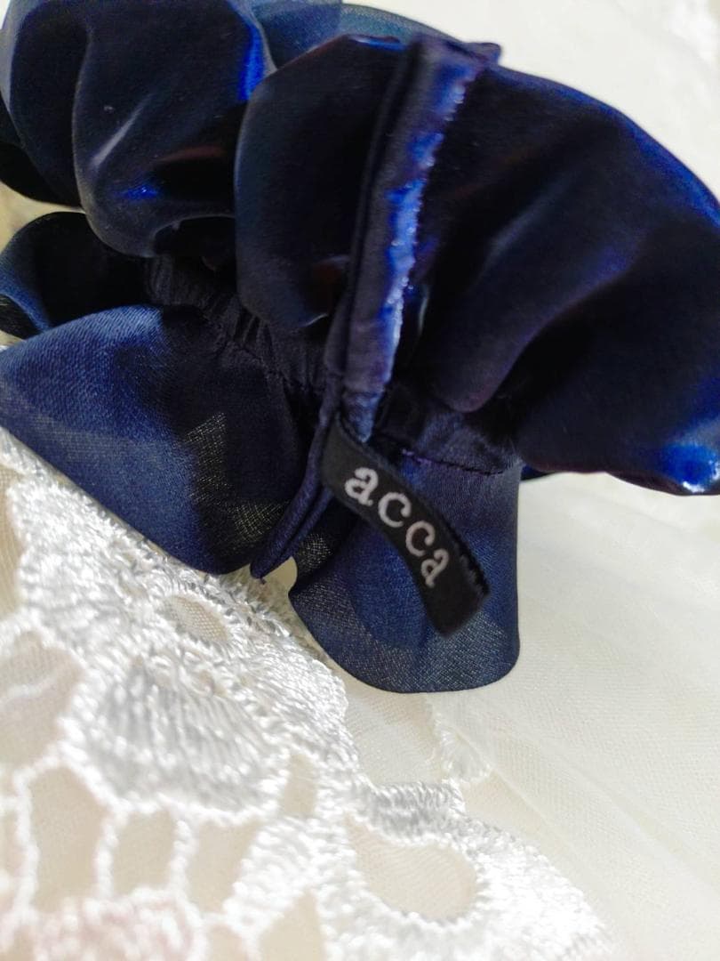 acca アッカ　ビジューシュシュ　リボン　ベージュ　ヘアゴム