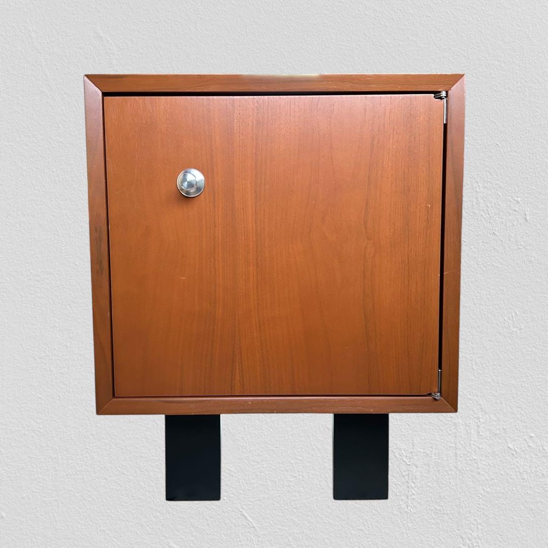 キャビネット・サイドボード Herman Miller e Nelson Cabinet