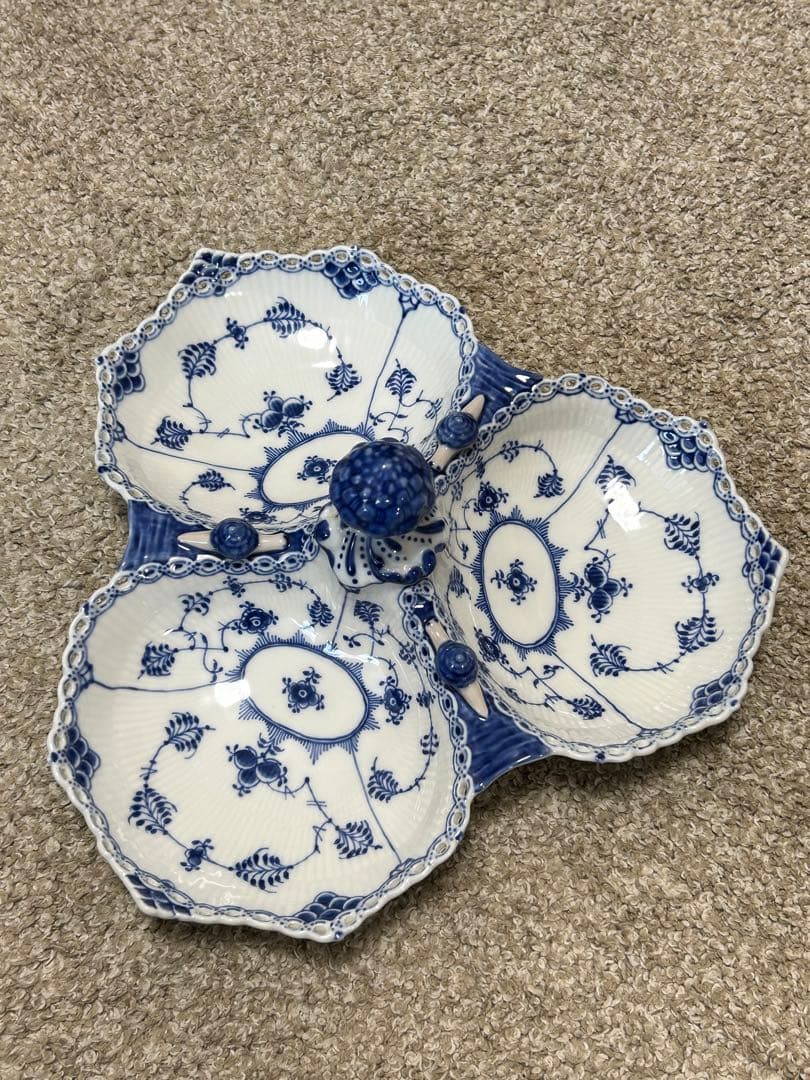 ロイヤルコペンハーゲンお皿1005