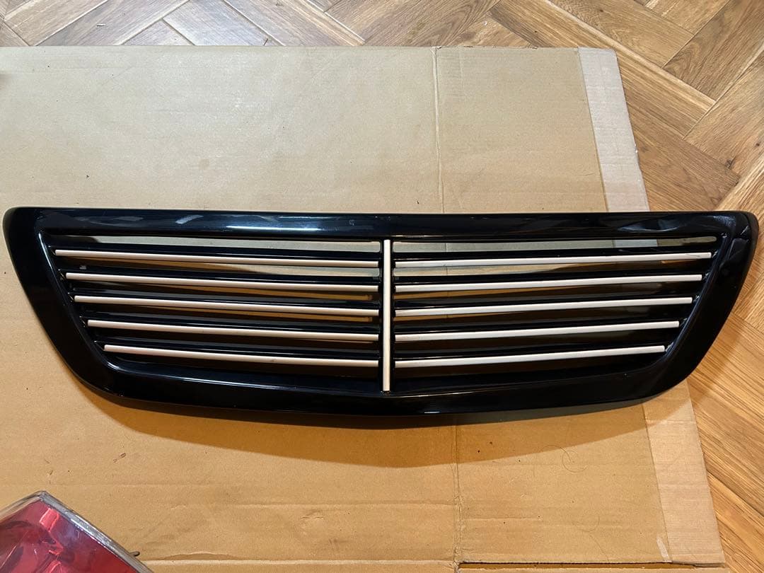 30ハリアー 社外グリル