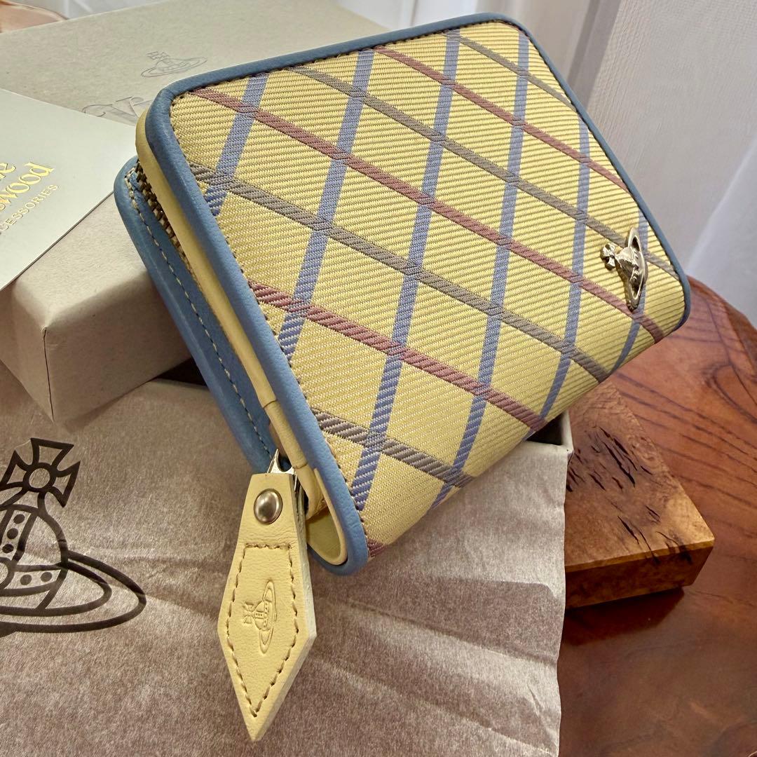 未使用美品/廃盤正規品VivienneWestwood オーブ/スリム折財布