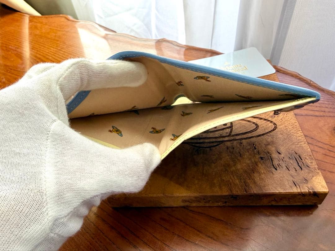 未使用美品/廃盤正規品VivienneWestwood オーブ/スリム折財布