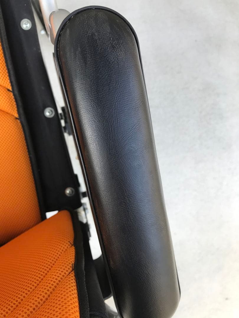 車椅子　ケアテックジャパン　折りたたみ