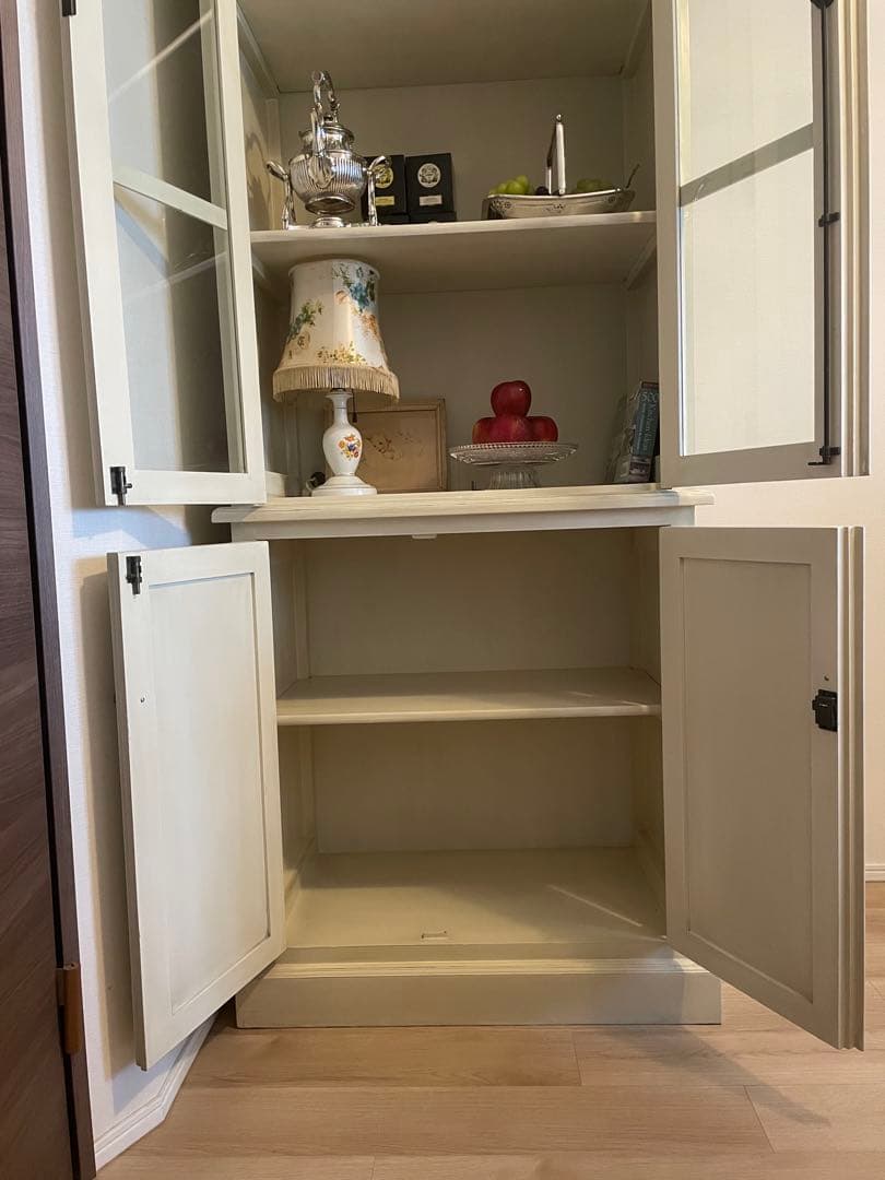 Blanc D’ivoireブランディボワール　ガラスキャビネット　アンティーク