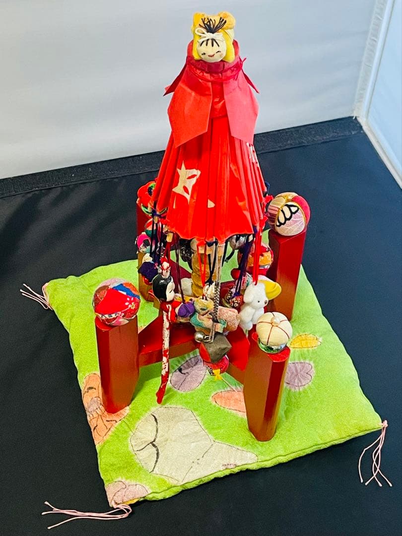 雛祭り用 ハンドメイド傘型さげもん吊るし飾り台座布団付