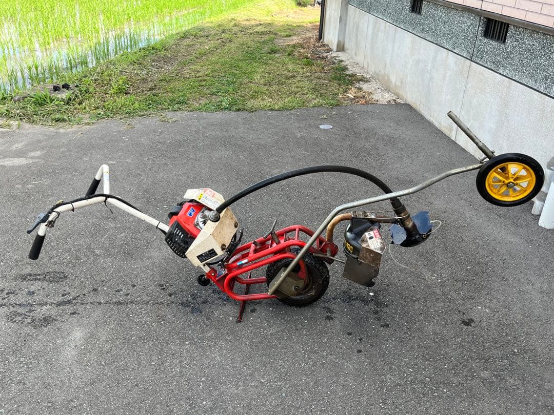 イリノウォーキングカッター IWBC 33M草刈機