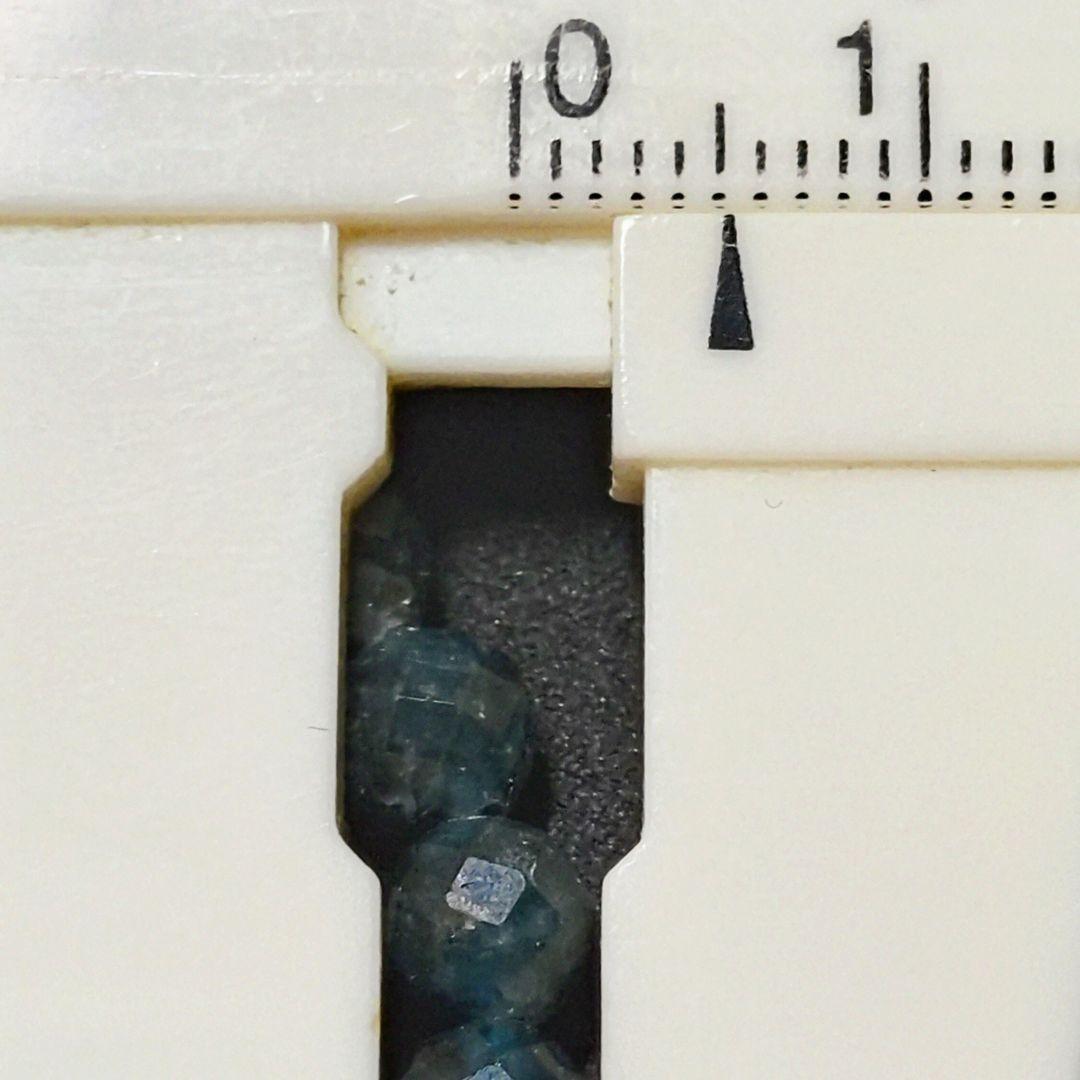 ★インディゴライトトルマリン カット 5ミリブレス②(珍品 SA)