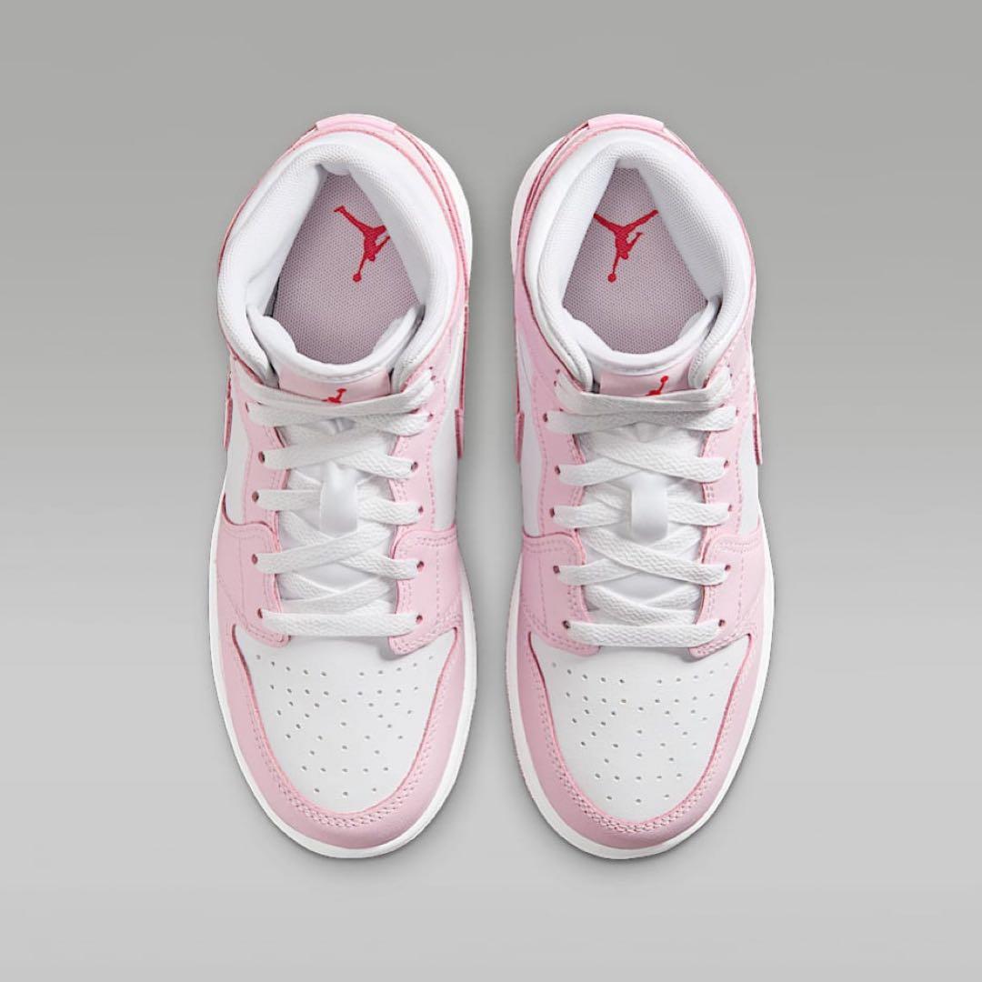 【新品23.5cm】NIKE エアジョーダン１MID GS ピンク/レッド