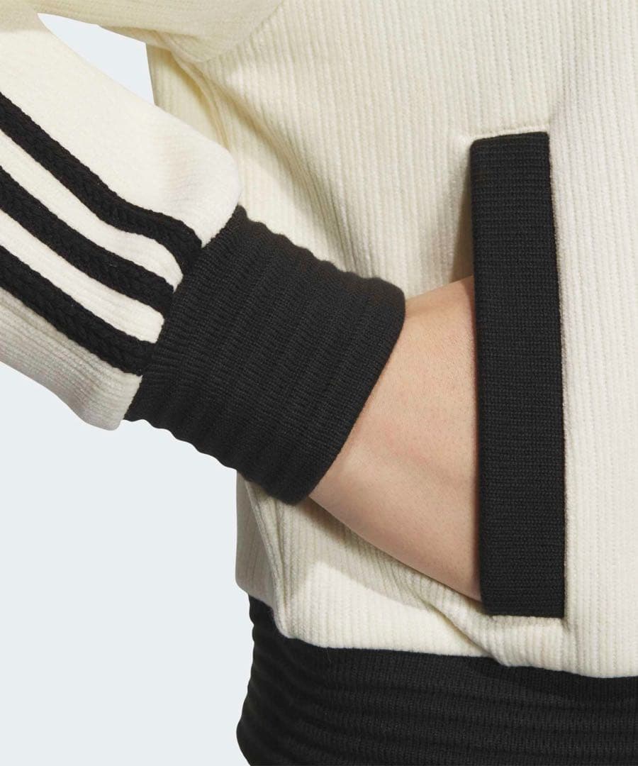 【値下げ中】adidasオリジナルズ トラックジャケット ジャージ J/Sサイズ