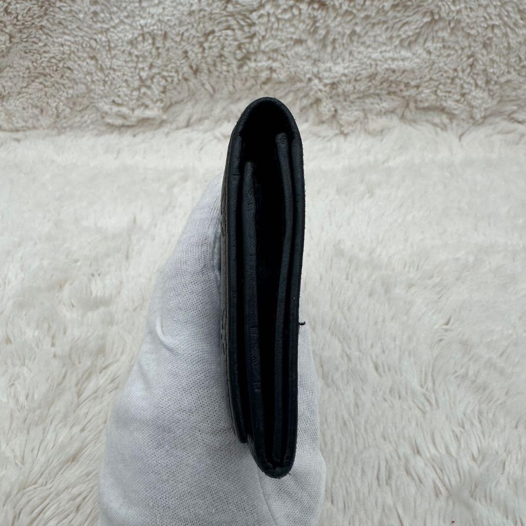 ✨美品✨グッチ　長財布　二つ折り財布　GG柄 ロゴプレート　レザー　黒