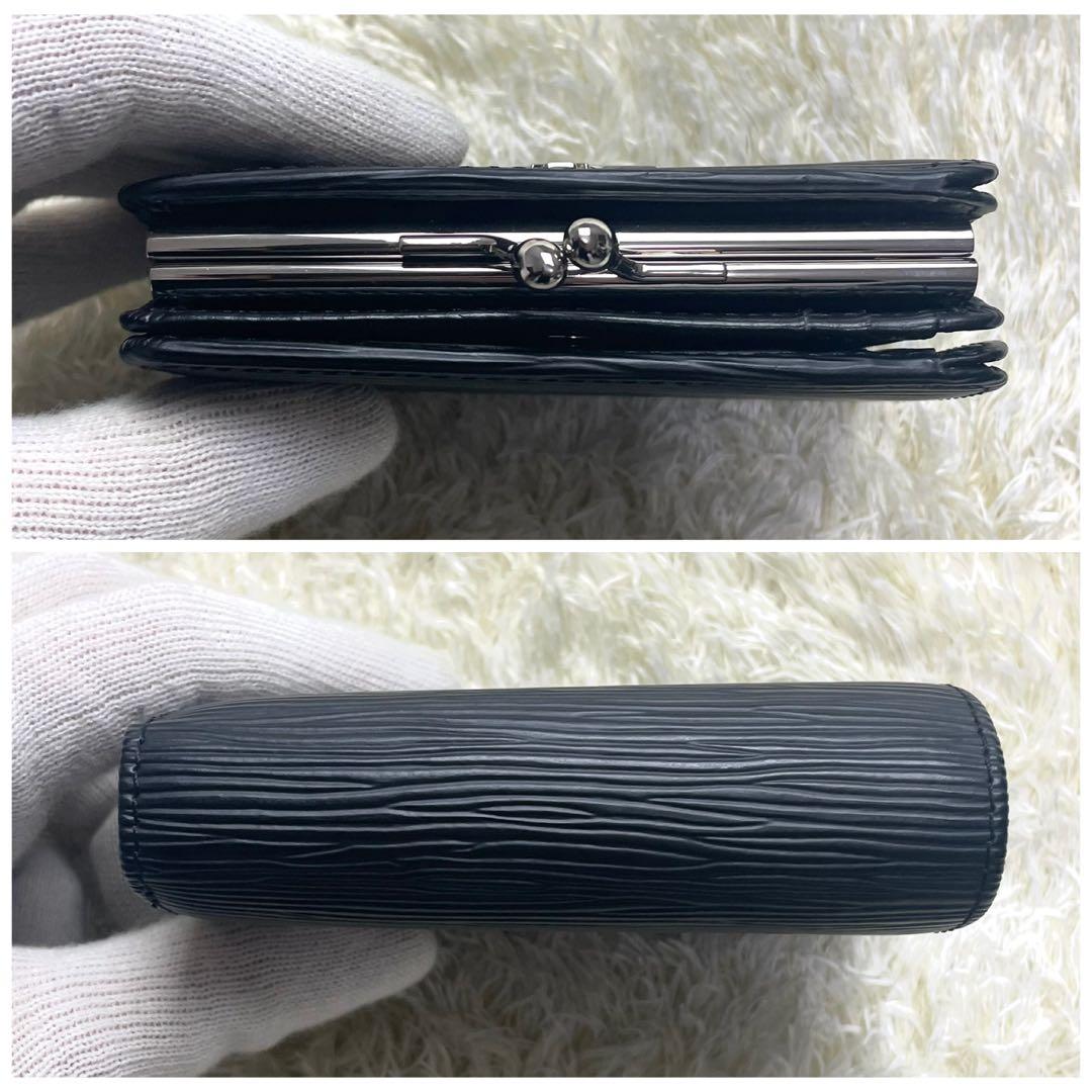 未使用に近い 付属品完備 ヴィヴィアンウエストウッド 二つ折り財布 ブラック