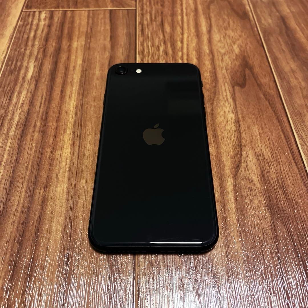 【美品】iPhoneSE 第2世代 128GB ブラック simフリー