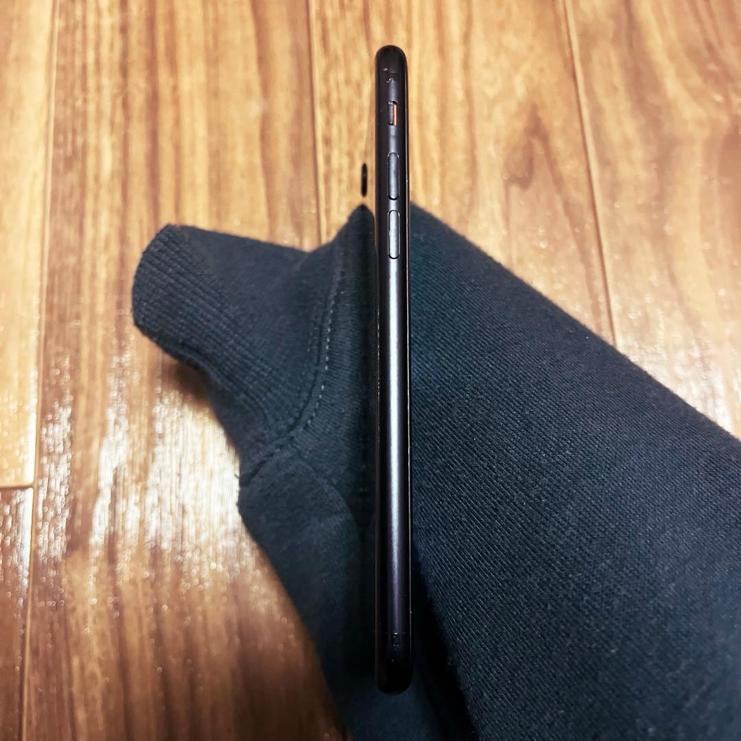 【美品】iPhoneSE 第2世代 128GB ブラック simフリー