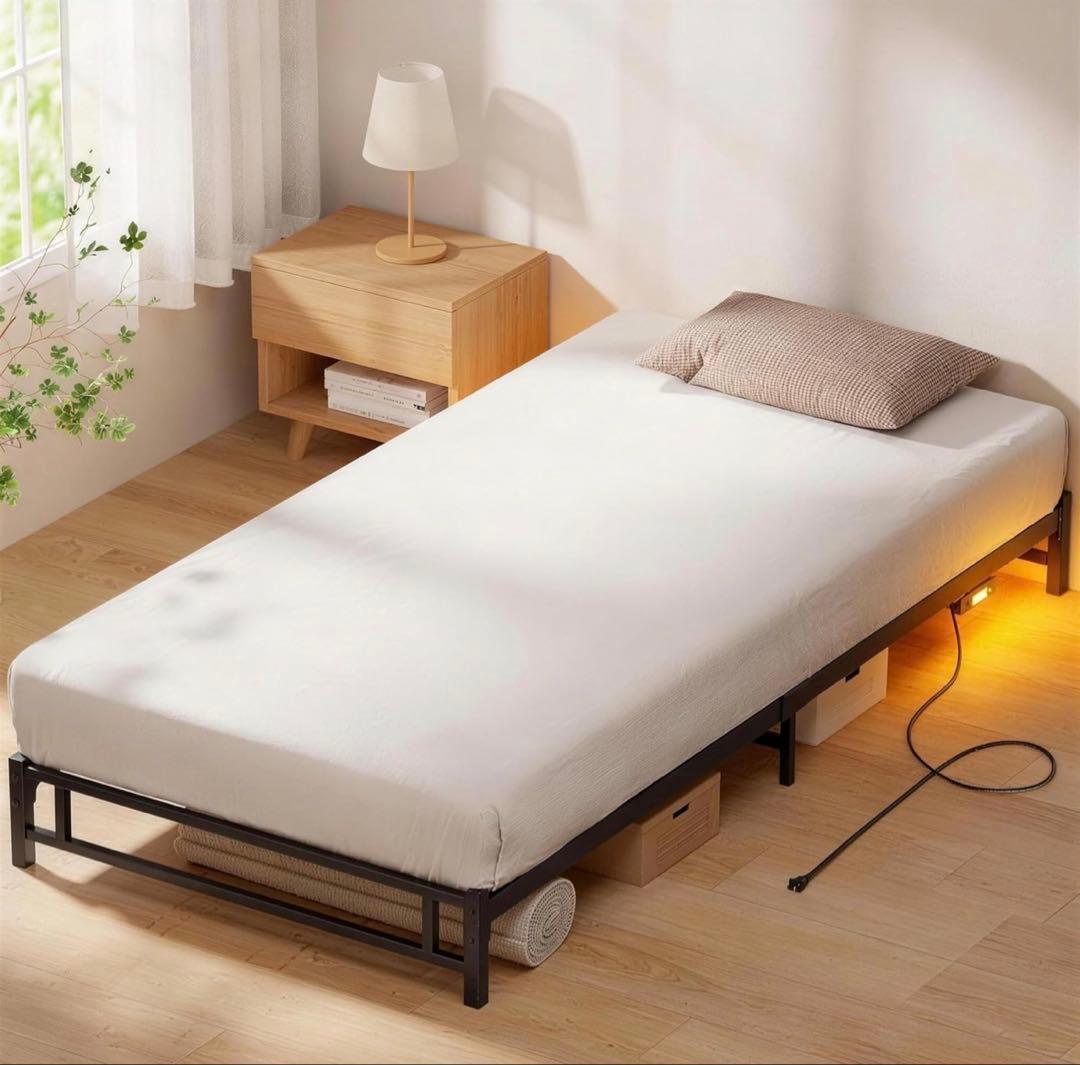 シングルベッドフレーム スチール製 LEDライト付き 組み立て簡単