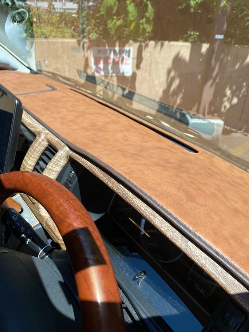 ハイエース　標準　ブラウン　ダッシュボードカバー　ミラーカバーセット　GRACE