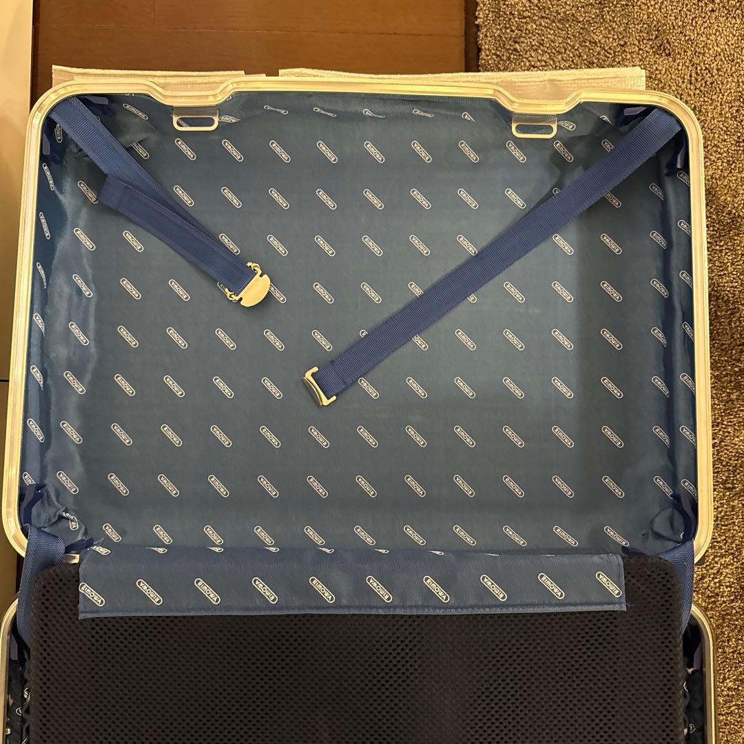 リモワRIMOWA リンボ　出張用キャリーケース