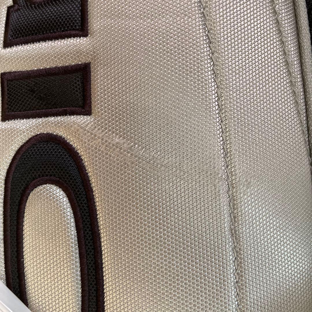 タイガーウッズ　キャディバック