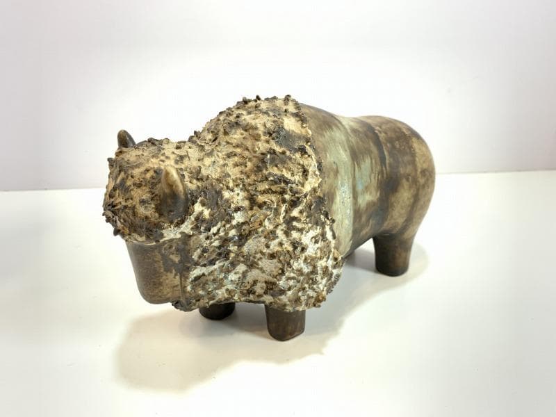 ミッドセンチュリー スウェーデン バイソンの置物 EGO Stengods