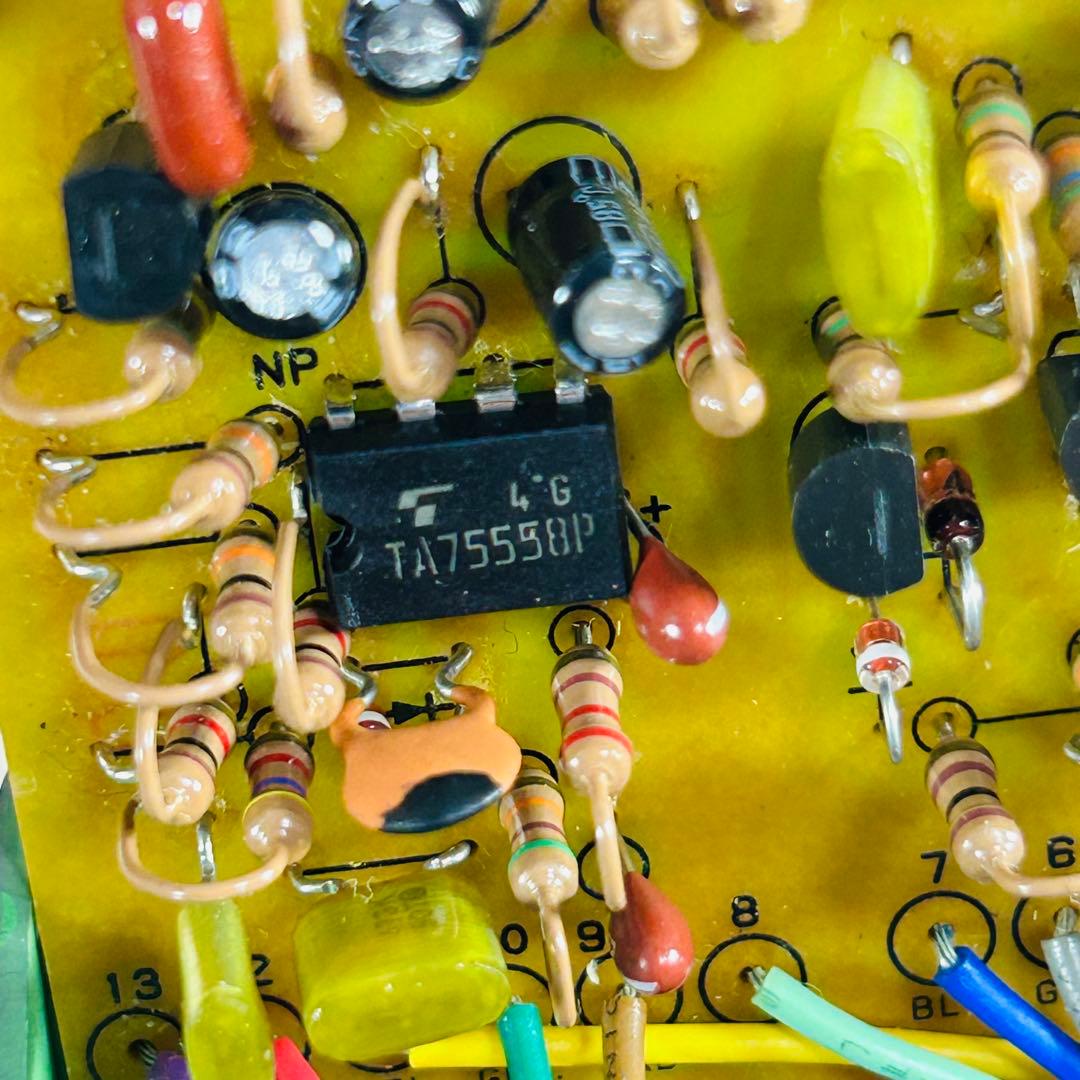 Ibanez TS9 Tube Screamer TA75558P搭載