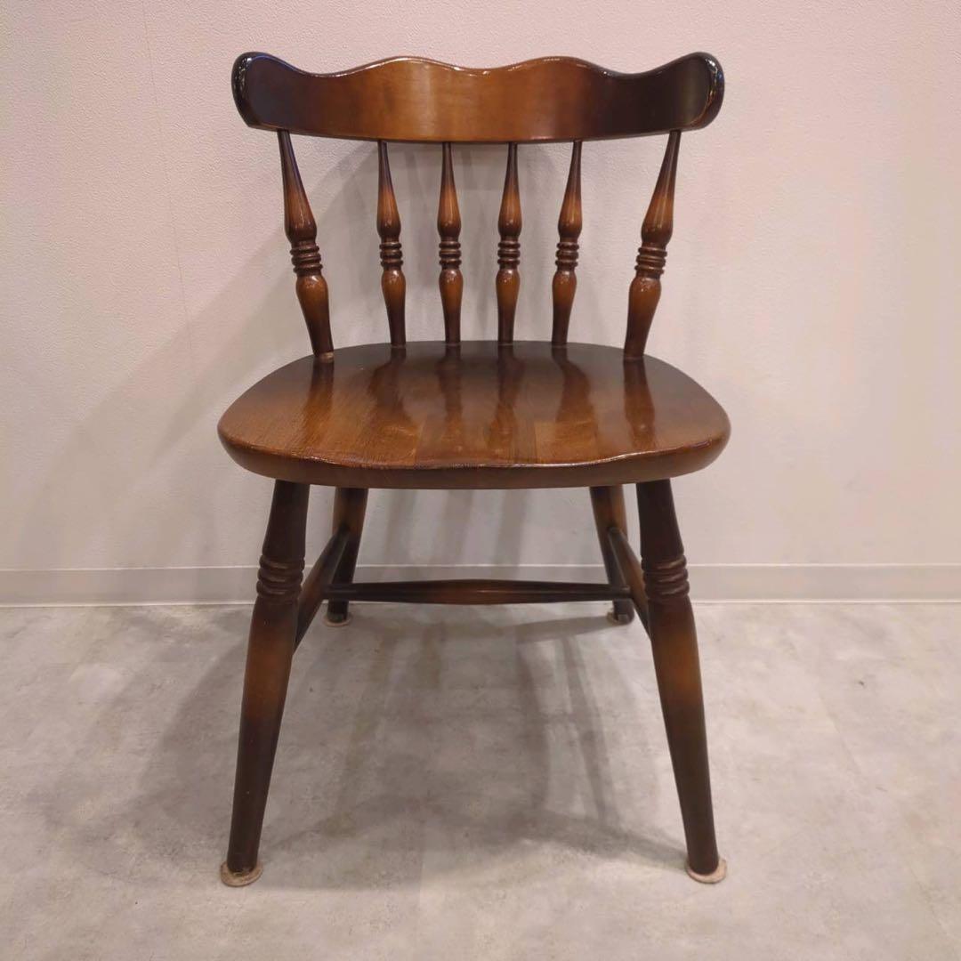 ウィンザーチェア　キツツキ　木製　アンティーク調