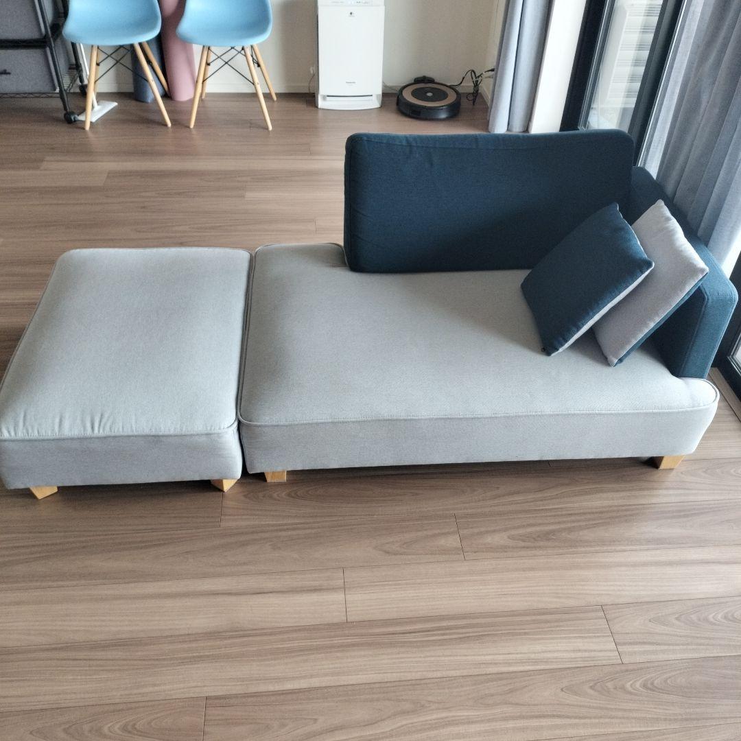 LOWYA コンパクトカウチソファ（ネイビー／ライトグレー）