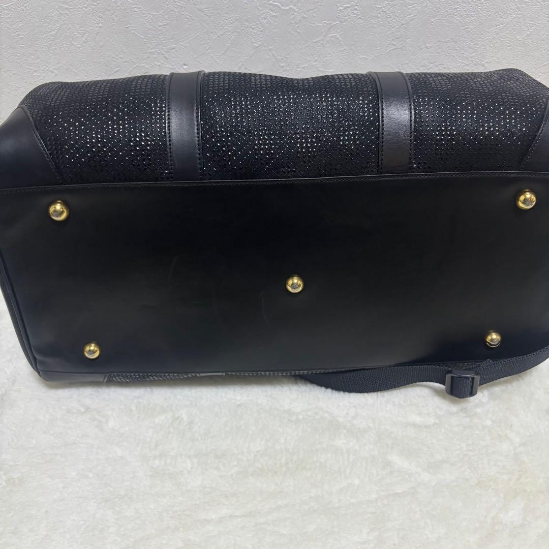 【極希少】印傳屋 インデンヤ　ボストンバッグ　レザー　総柄 2way 南京錠