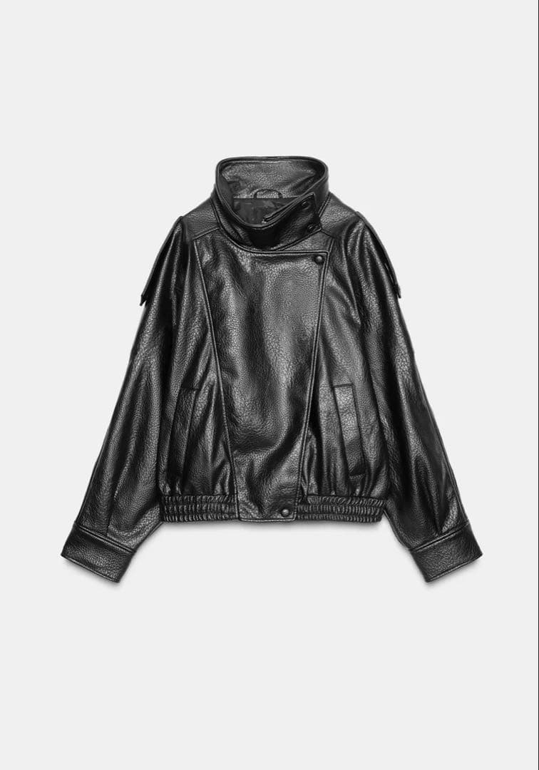 ZARAフェイクレザージャケット/M