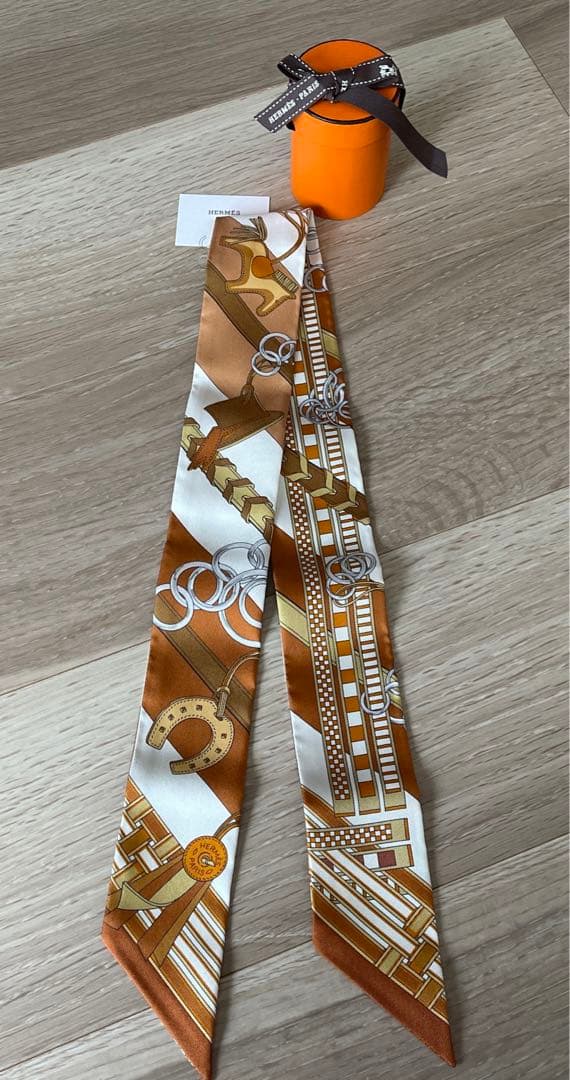 美品！！エルメスツイリー馬勒とチャーム　ロデオ柄　キャラメル　白　ブロンズ