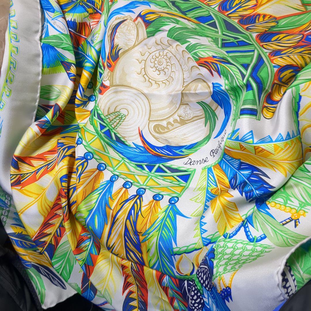 カレ90 ダンスパシフィック　グリ・アルジャン　21AW