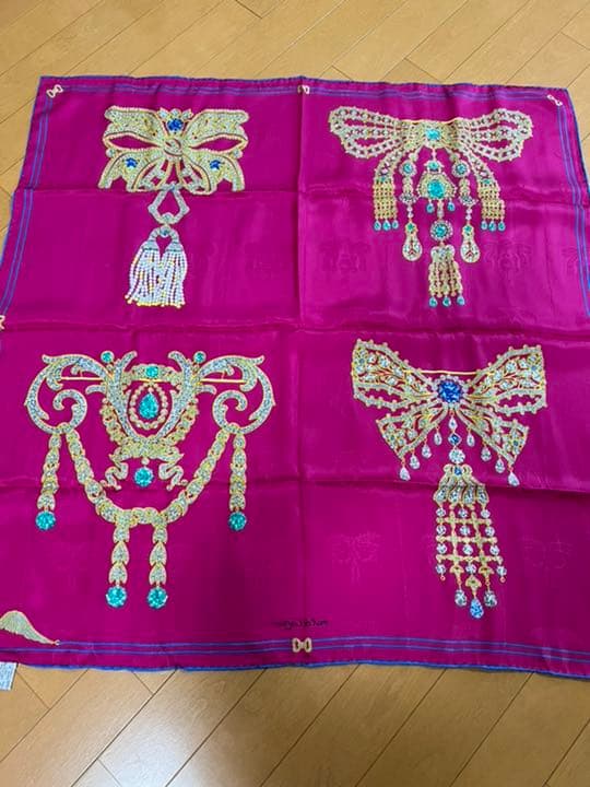 カルティエ Cartier スカーフ