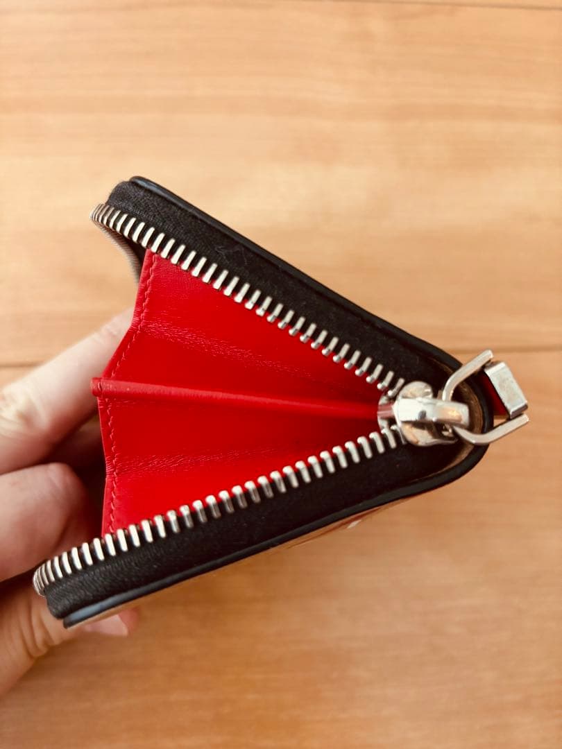 【美品】クリスチャンルブタン クラフトロゴ ケース 財布 ラウンドジップ