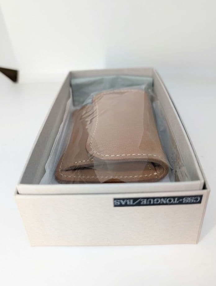 ワイルドスワンズ　TONGUE Bastin&Fils （バスタン&フィス）