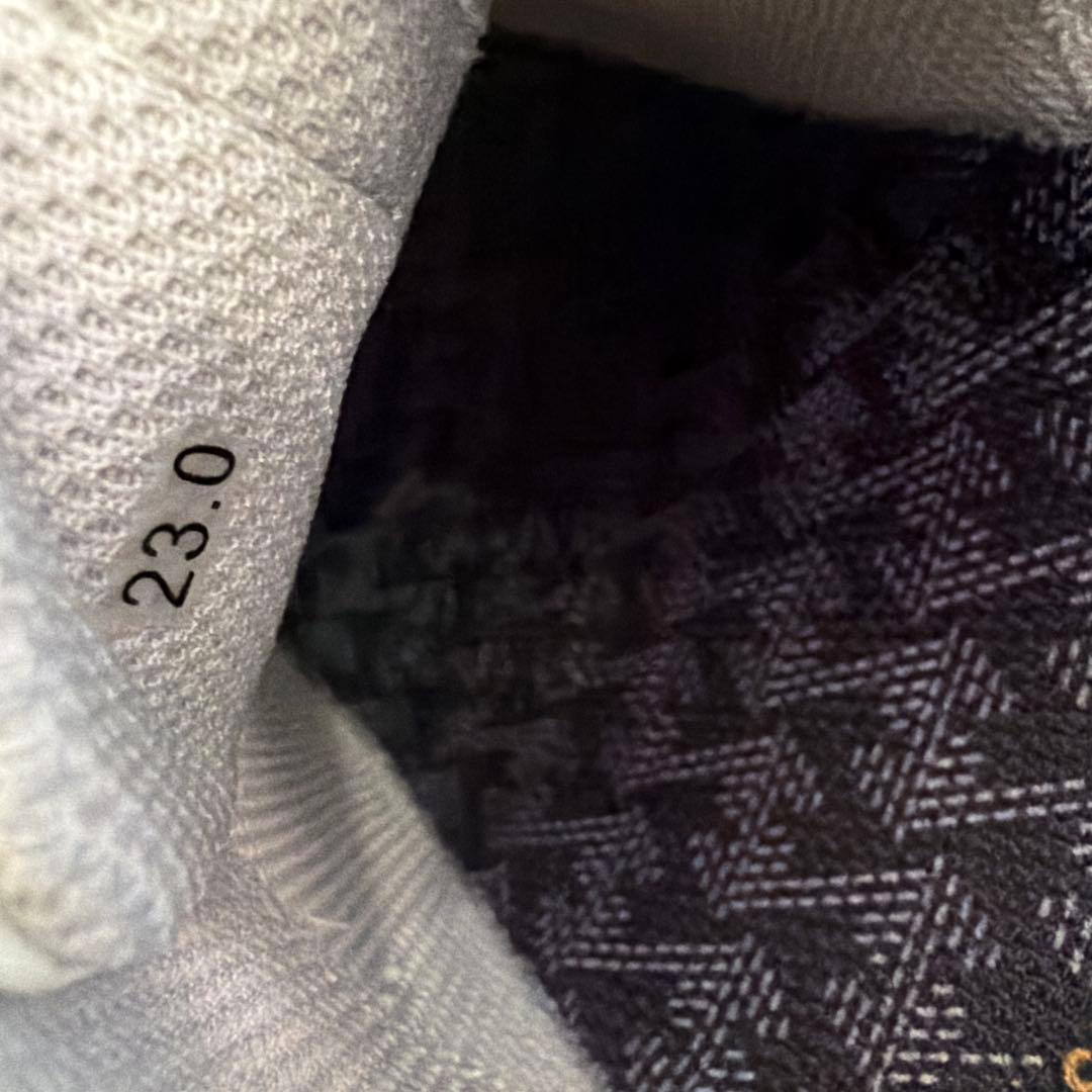 レザレクション　23.0 新作レディースゴルフシューズ