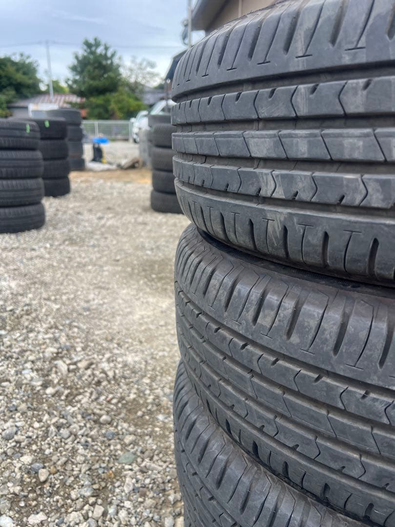 ブリヂストン　エコピア　nh100 215/60r16 21年製　バリ山