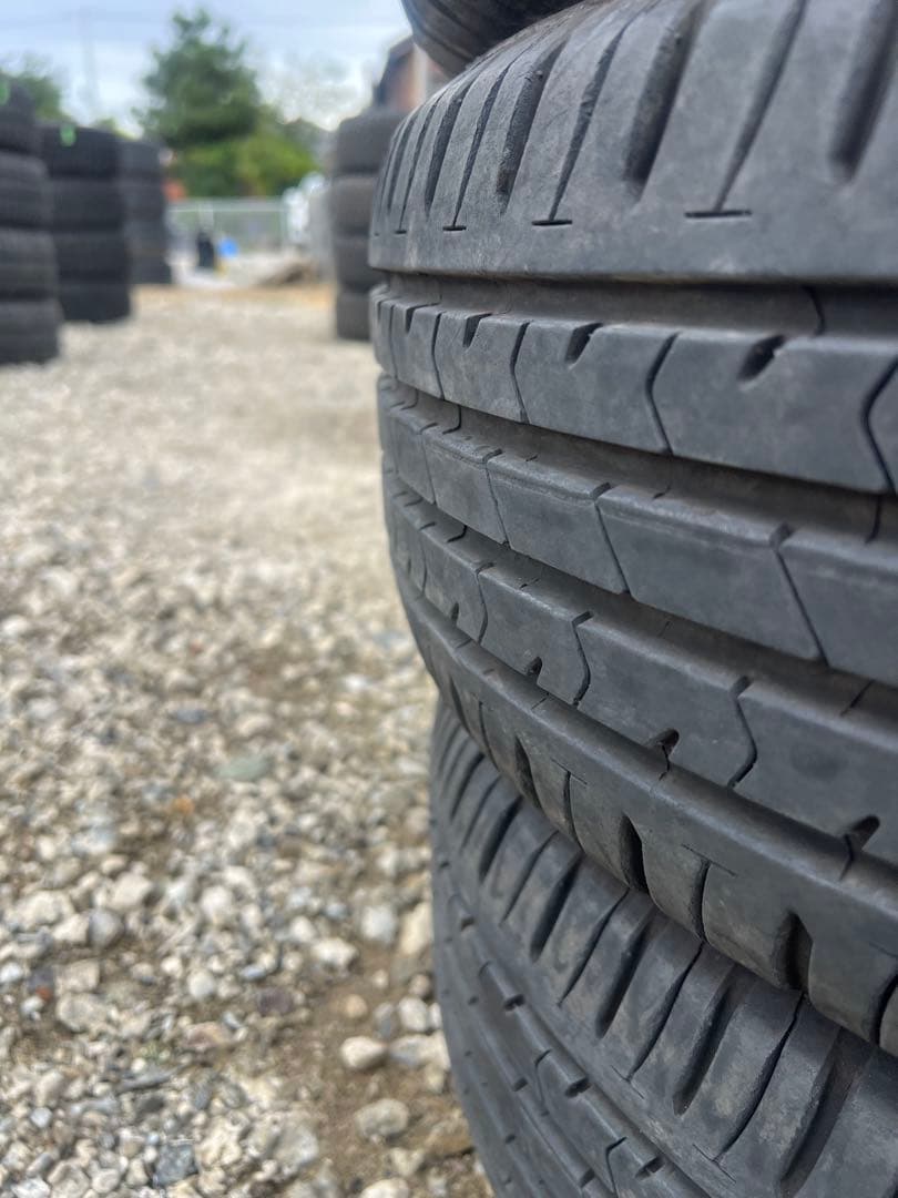 ブリヂストン　エコピア　nh100 215/60r16 21年製　バリ山