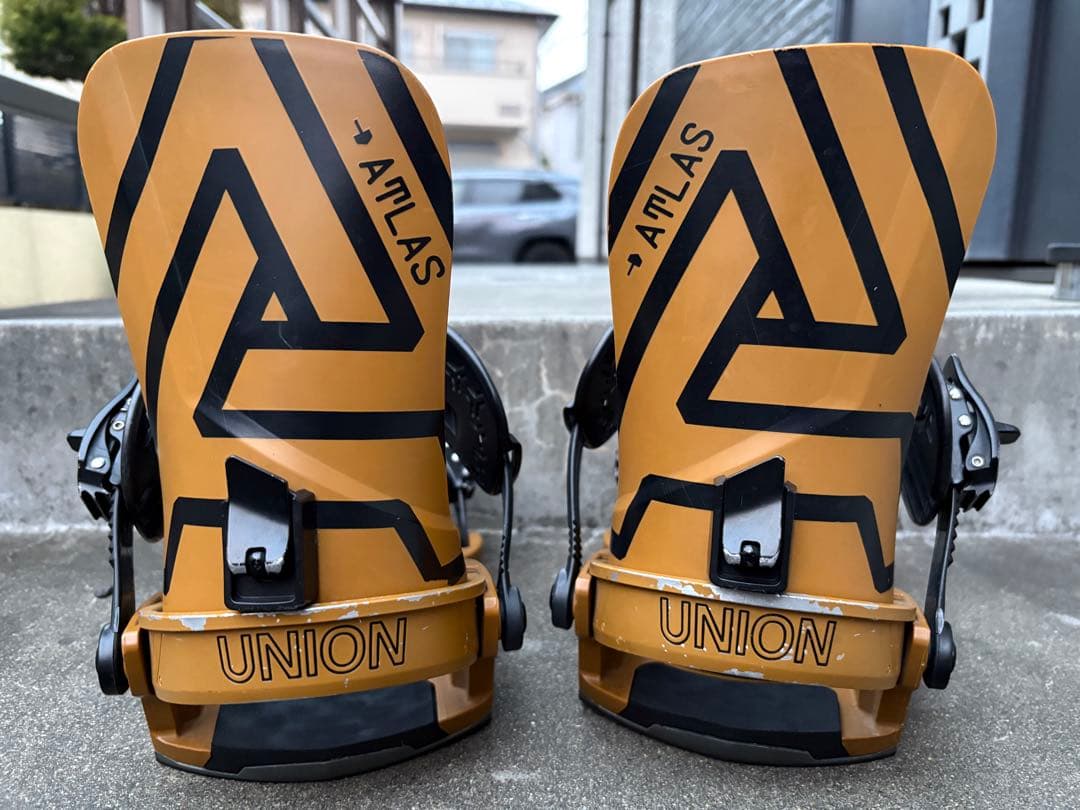 【値下げ不可】UNION ATLAS ビンディング ゴールド/ブラック 中古 M