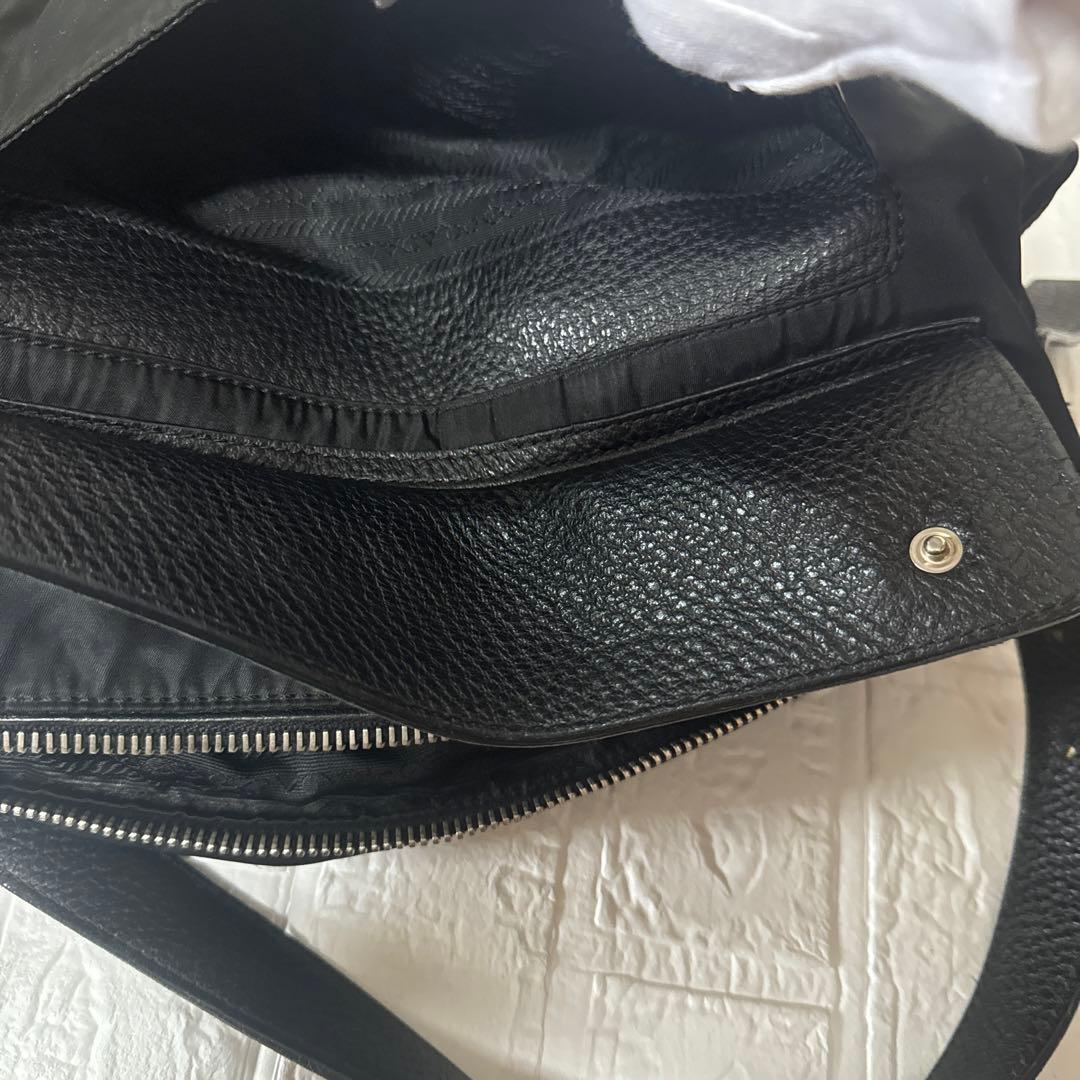 PRADA ショルダーバック　メッセンジャーバック