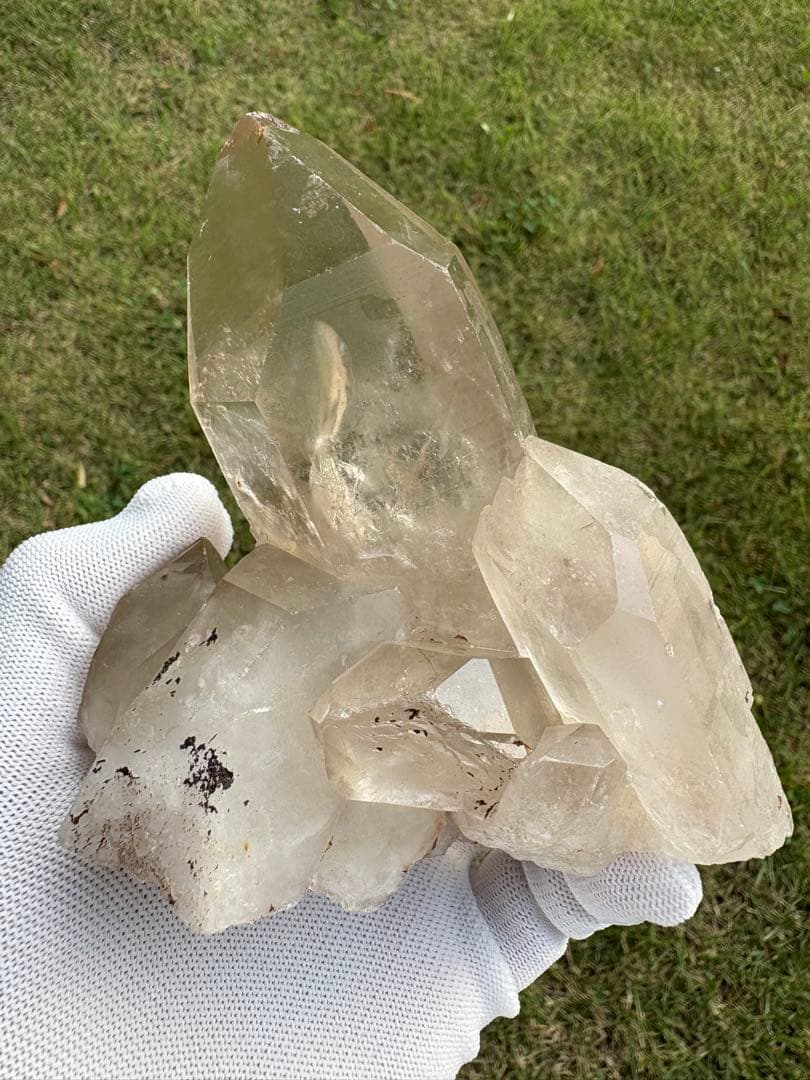 【匿名発送】クル渓谷産 ライトスモーキー水晶（セルフヒールド）