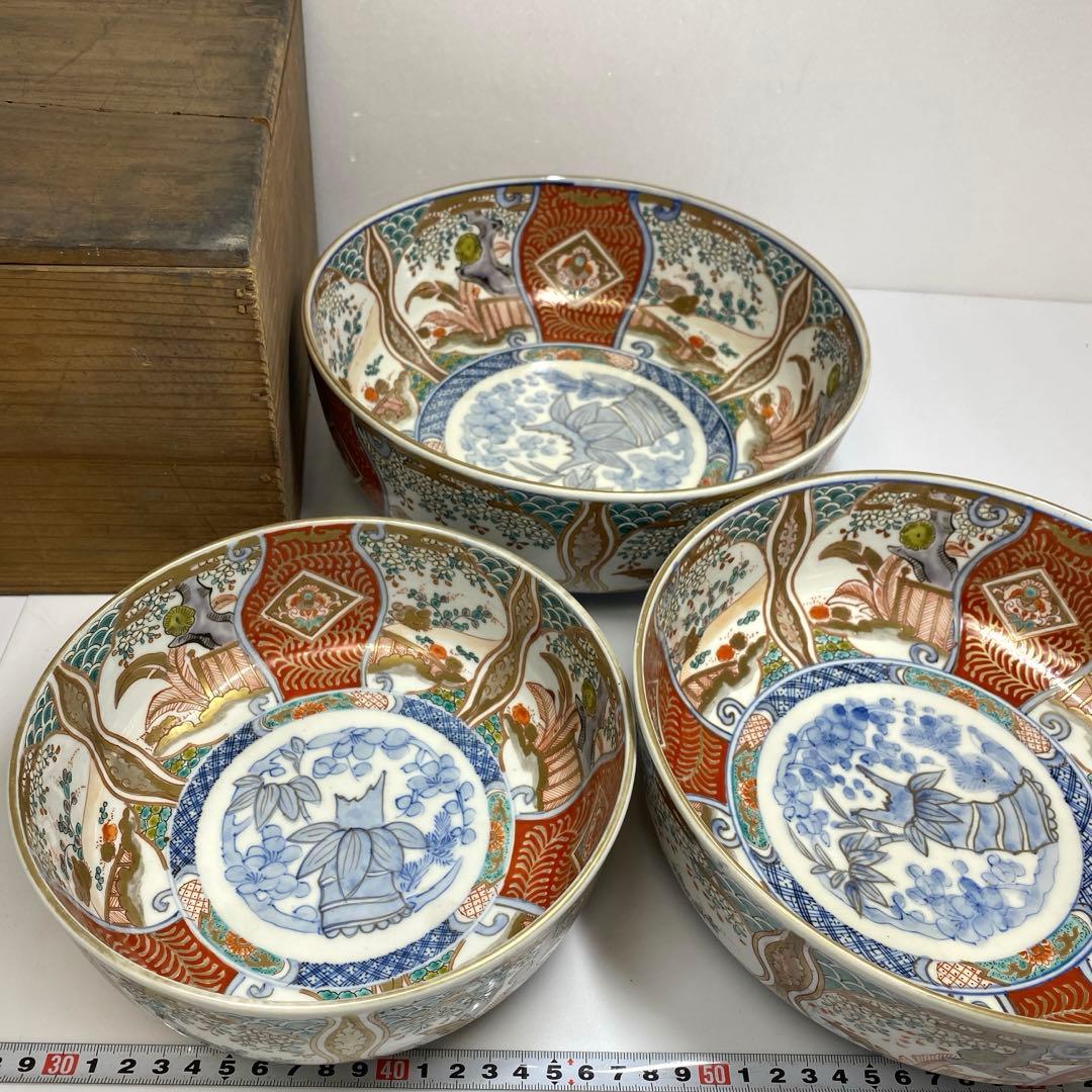 古伊万里　染錦　三ツ鉢　直径24.7・22・19㎝　タサオ　東な7-0305②